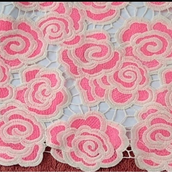 Lilly Pulitzer Beth Pink & White Two Tone Floral Lace Overlay Dress, Size 0 - Picture 5 of 8